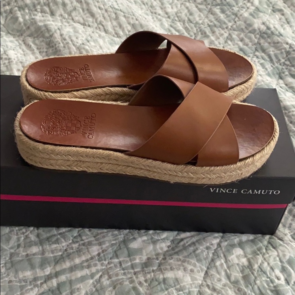 Vince Camuto slides